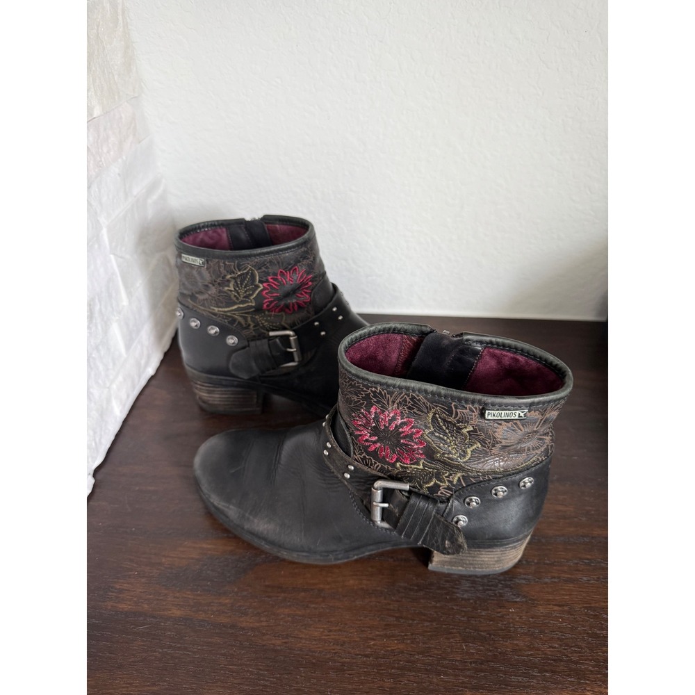 Pikolinos Black Leather Embroidered Floral Studded Ankle Boots Size 38